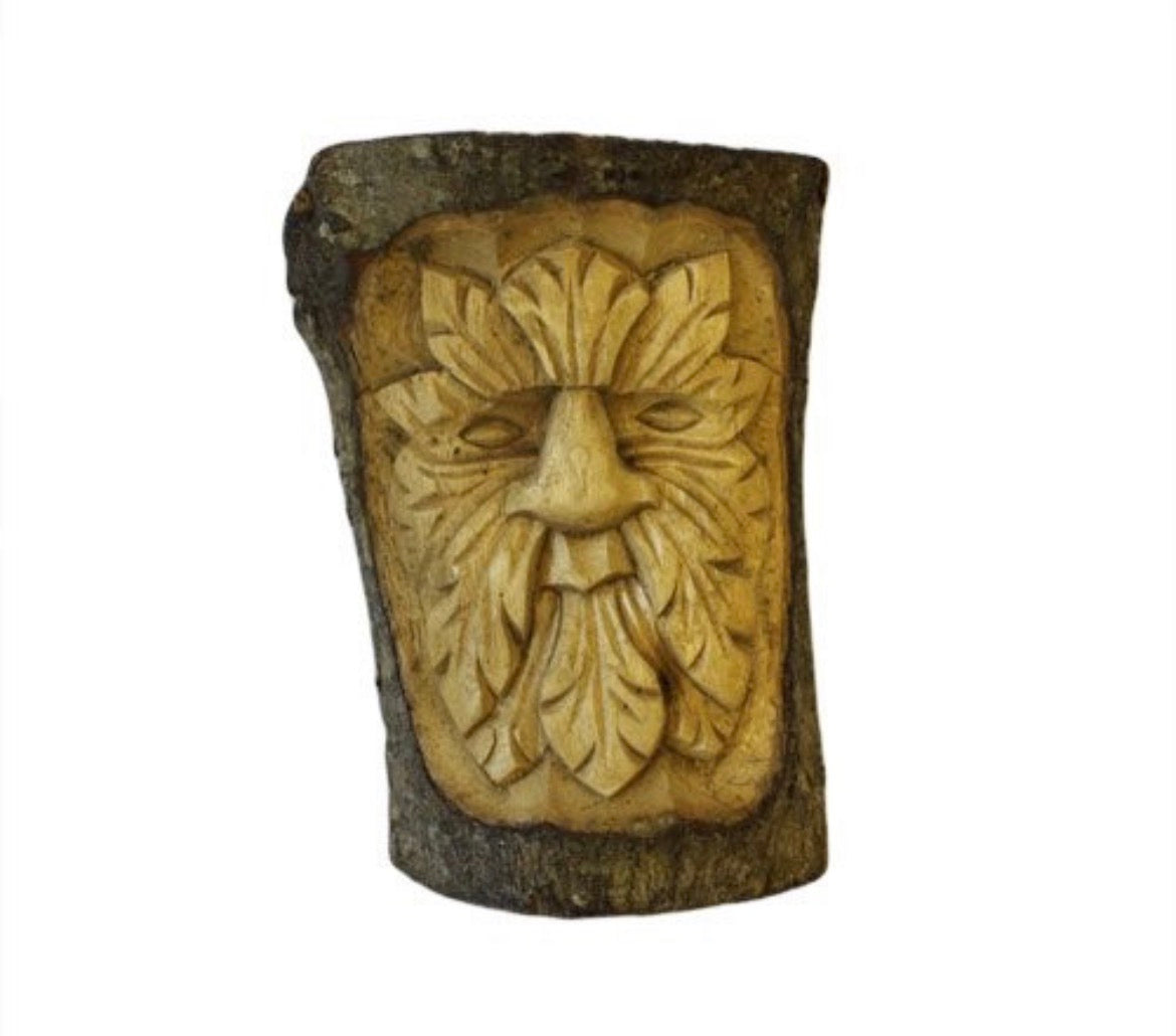 Small Green Man 16x11x5cm