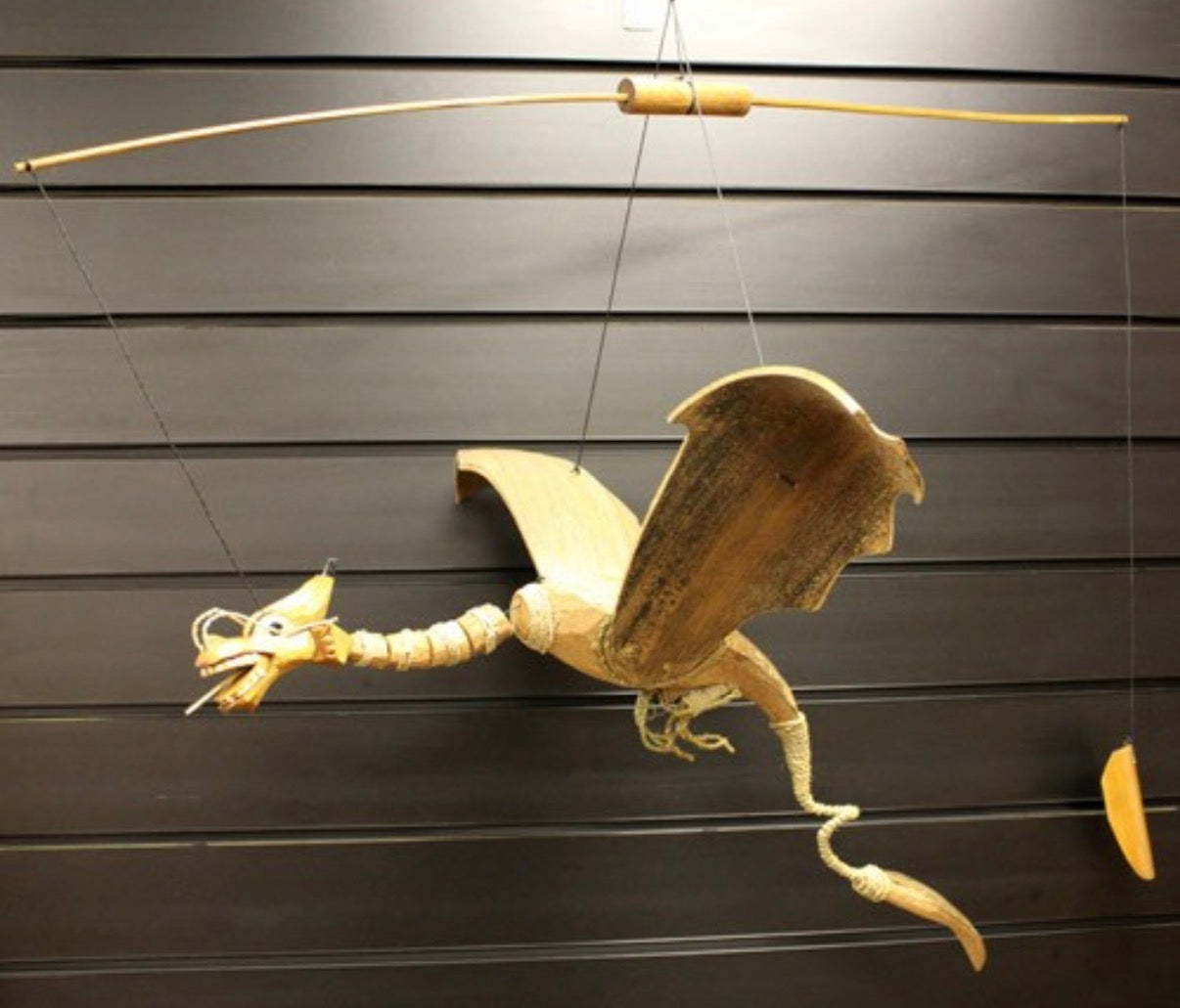 Lrg Nat Coconut Dragon Mobile 46cm