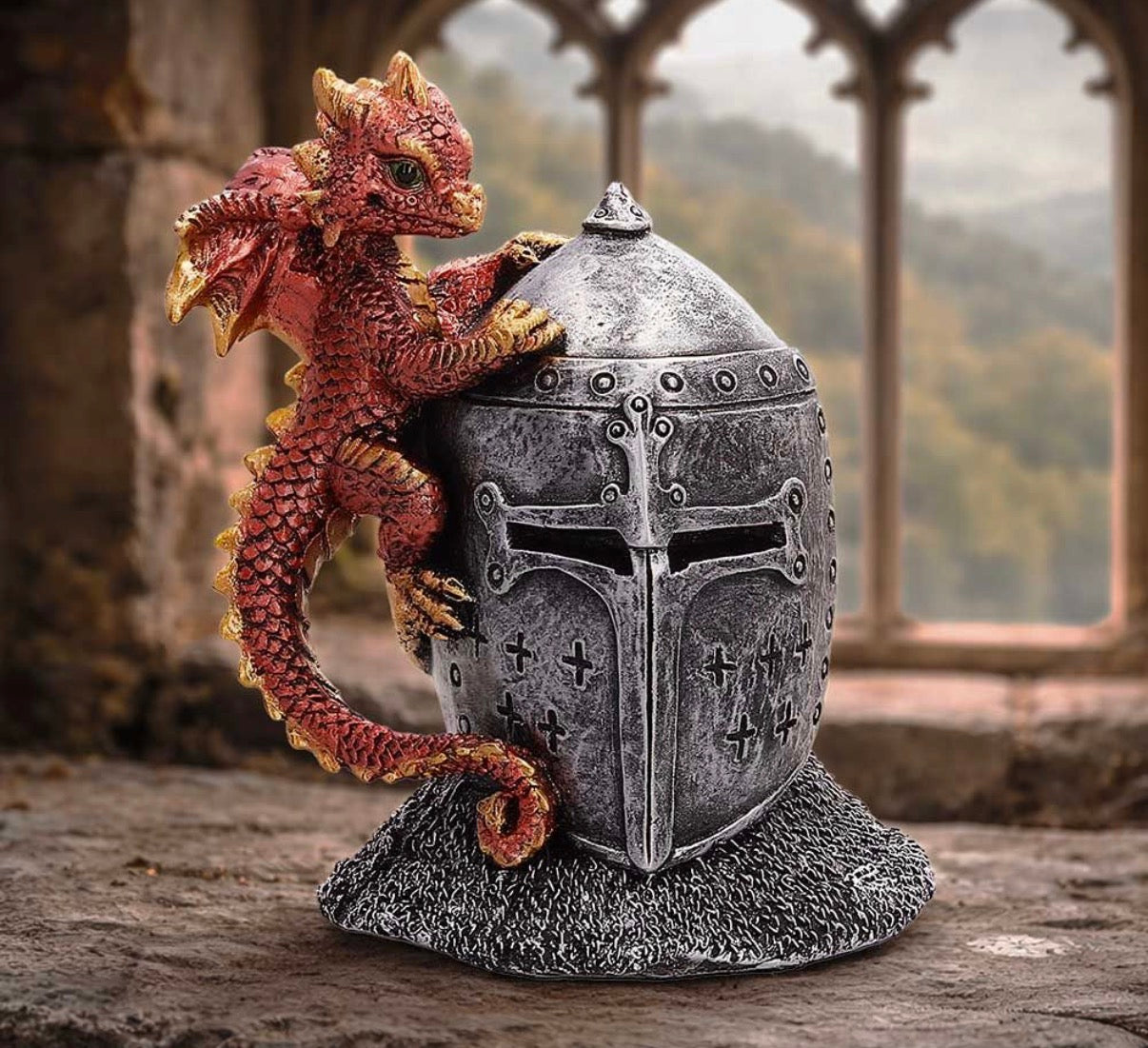 Hatchling Helm (Red)