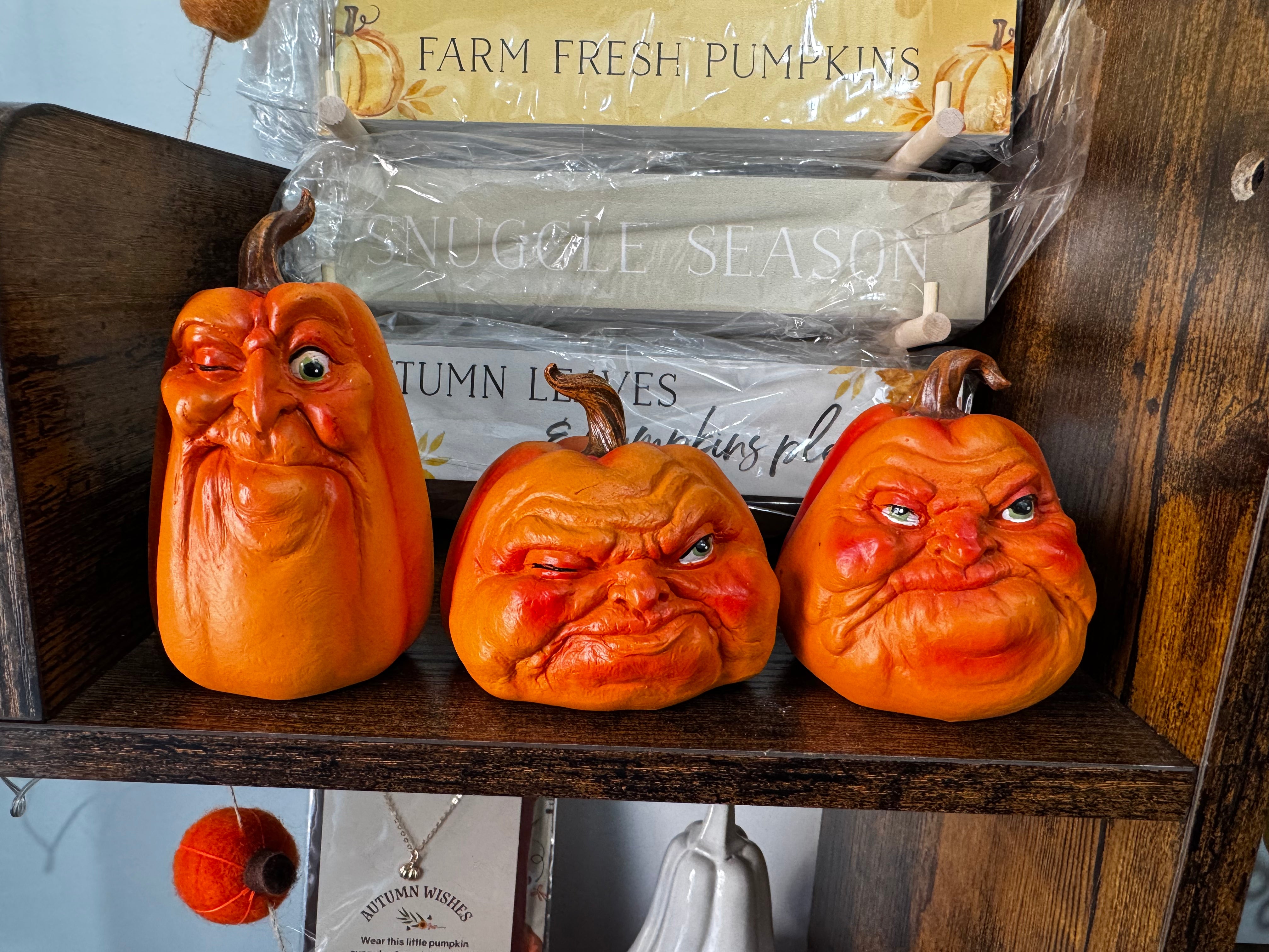 GRUMPKINS RESIN PUMPKIN FACES 7CM SET OF 3