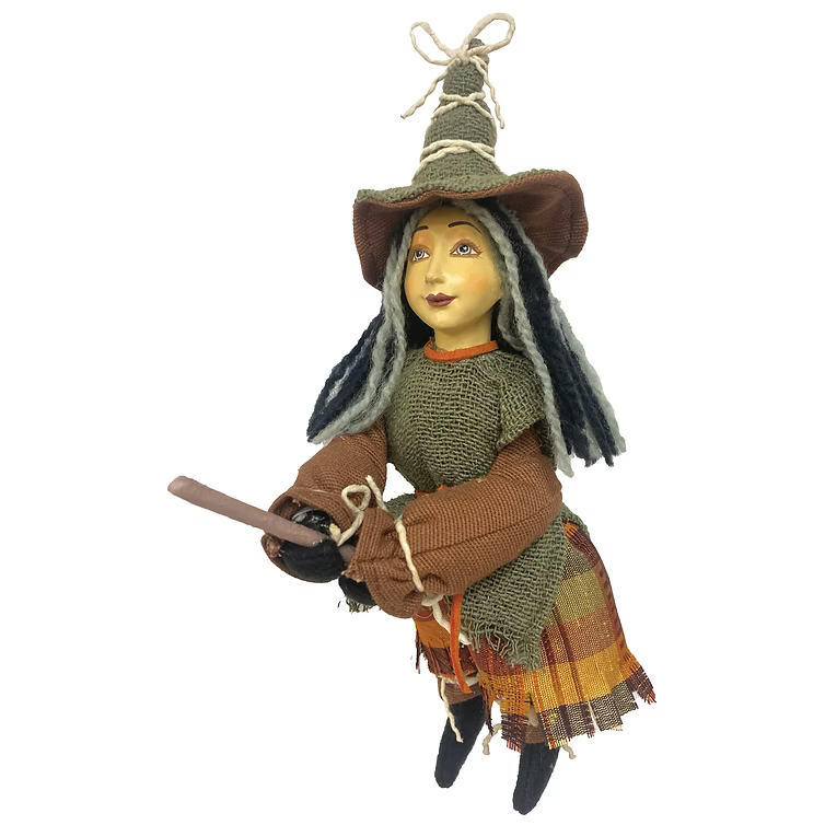 Daisy Pendle Witch 25cm flying