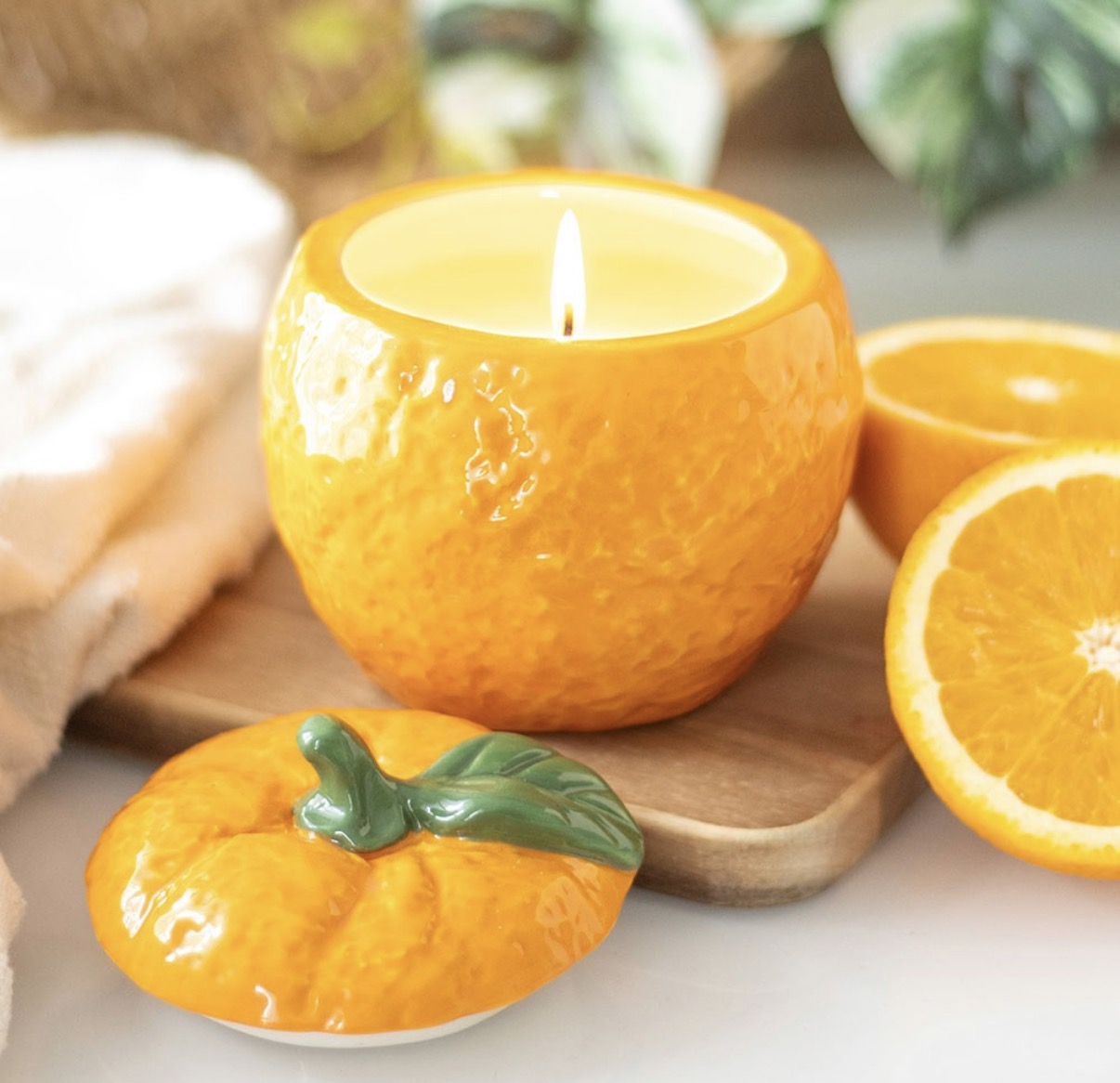 ORANGE SHAPED CANDLE JAR