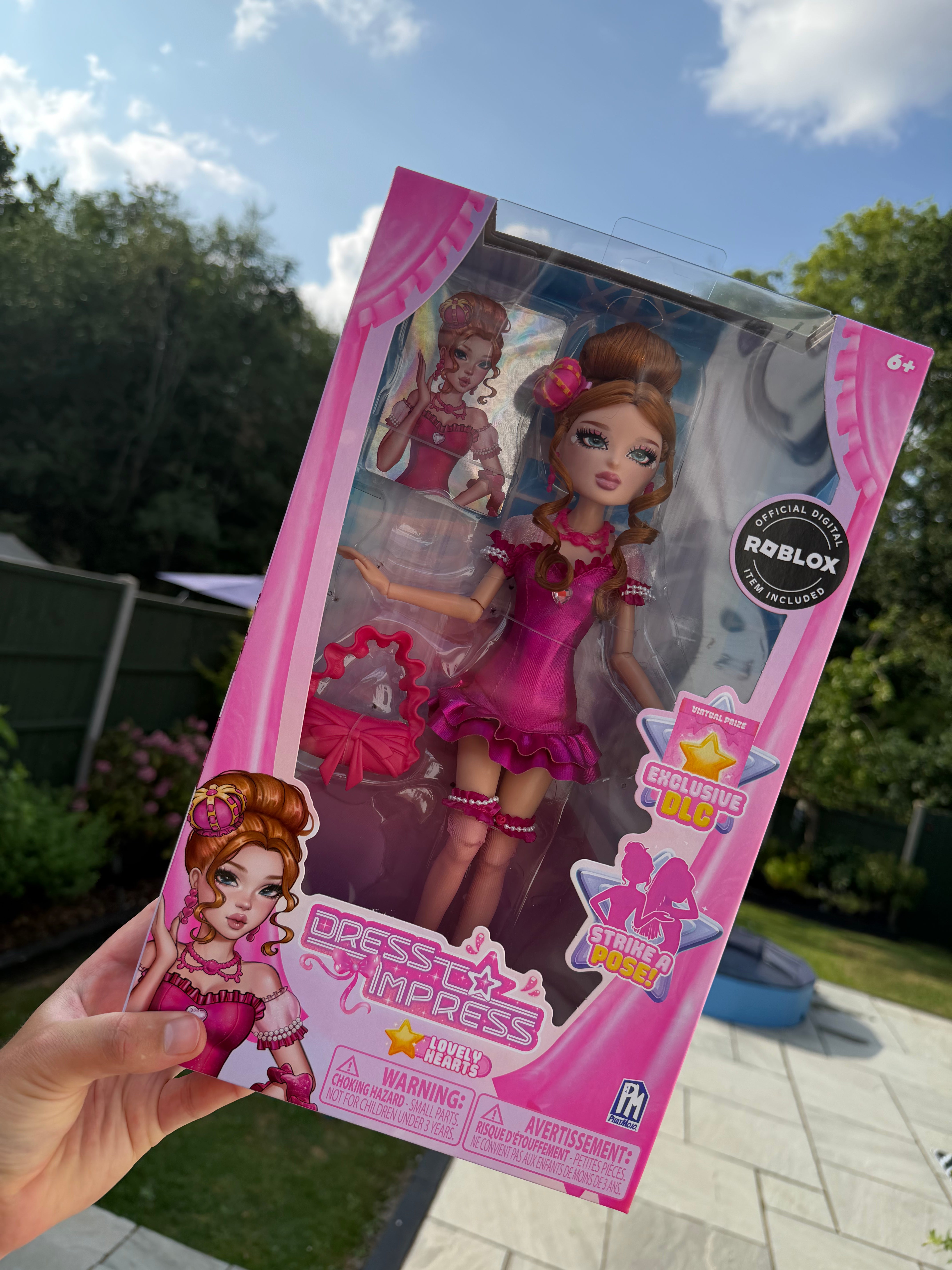 Dress To Impress S2 Dolls - No DLC Code