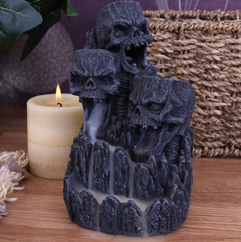 Skull Backflow Incense Tower 17.5cm