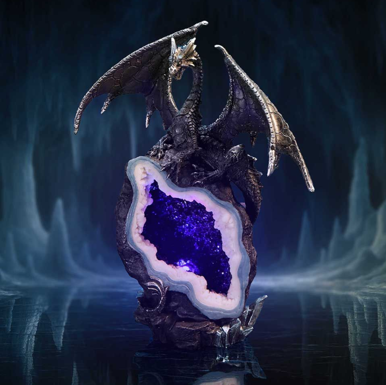 Midnight Custodian 20.5cm